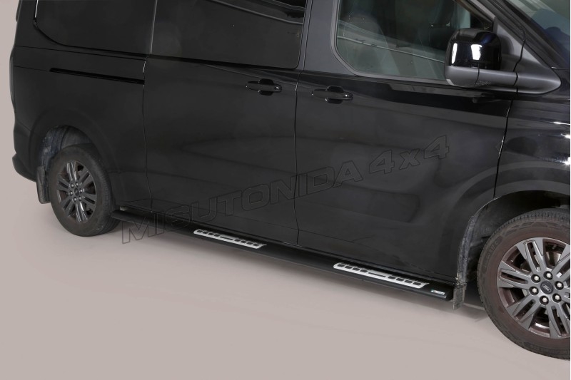 Side bars oval med aluminium trin - Sort til Ford Transit Costum lang L2 2024+