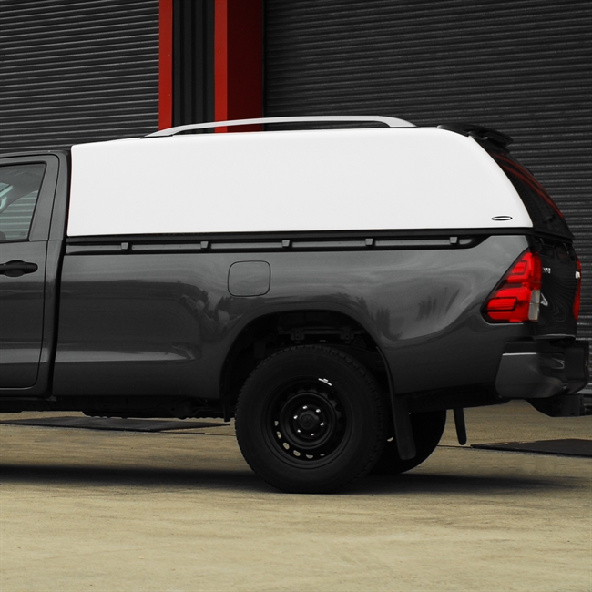 Hardtop Carry Boy Commercial uden side ruder til Toyota Hilux Single Cab årg. 16+