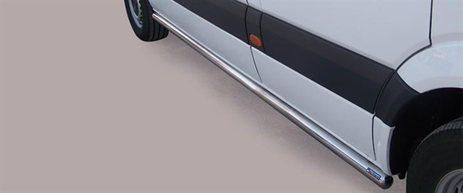 Side bars fra Mach i rustfri stål - Fås i sort og blank til Mercedes Sprinter (MWB =medium/kort model) årg. 07+