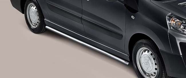 Side bars fra Mach i rustfri stål - Fås i sort og blank til Toyota Proace kort model årg. 14-15