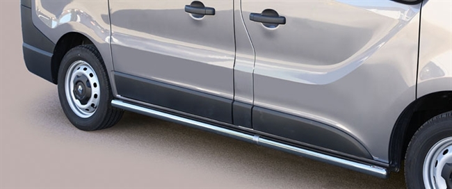 Side bars fra Mach i rustfri stål - Fås i sort og blank til Renault Trafic L1 årg. 14+ 