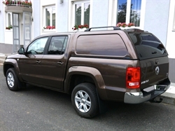 Hardtop fra Aeroklas Commercial u/sideruder med centrallås Lakeret i bilen's farve til VW Amarok Double Cab Årgang 2010-2020