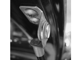 Alpha vinkelbeslag til bagrude 